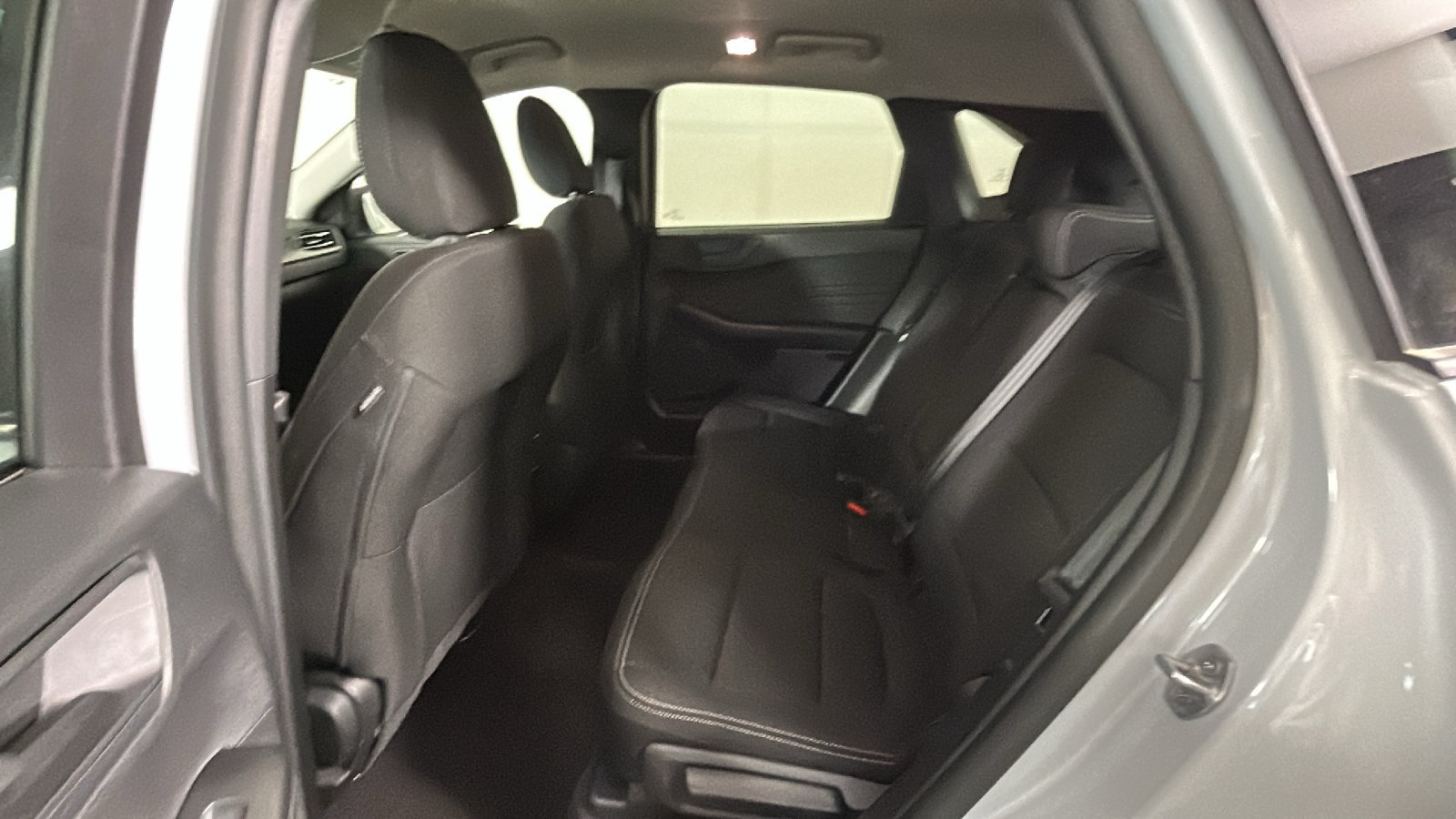 Used 2025 Ford Escape Active FWD image 32