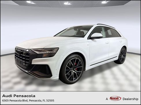 Used 2022 Audi Q8 Prestige w/ Prestige Package image 1