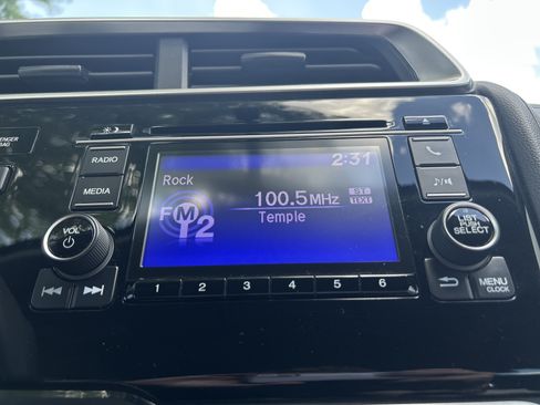 Used 2019 Honda Fit LX image 13