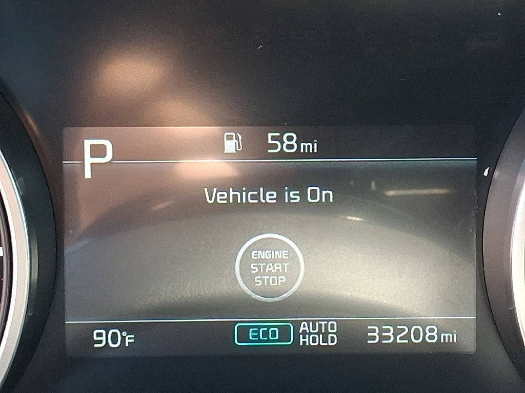 Used 2024 Kia Carnival EX FWD image 21