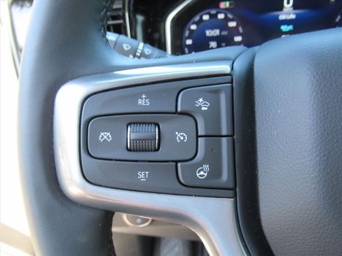 Used 2024 Chevrolet Silverado 1500 LT image 21