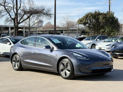 Used 2019 Tesla Model 3 Long Range image 1