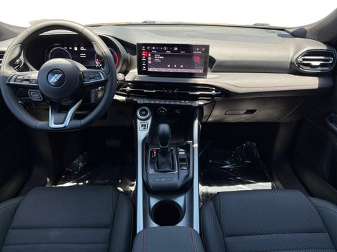 Used 2023 Dodge Hornet GT w/ GT Blacktop Package image 10