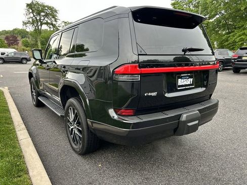 Used 2024 Lexus GX 550 w/ Cold Area Package AWD/4WD image 6
