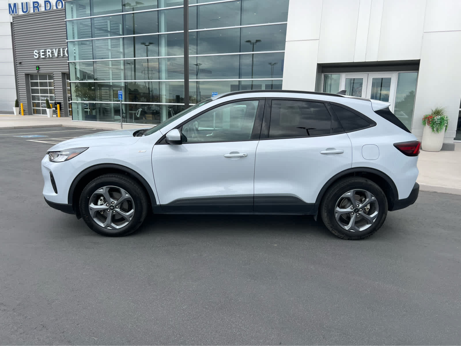 Used 2025 Ford Escape ST-Line Select AWD/4WD image 12