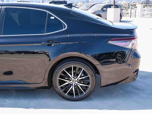 Used 2023 Toyota Camry SE w/ Cold Weather Package AWD/4WD image 8