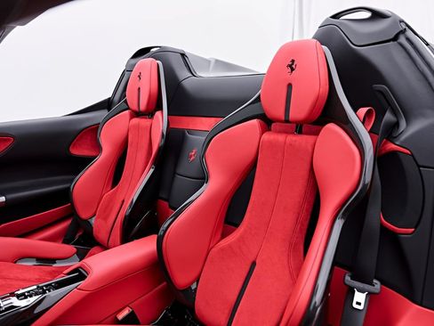 Used 2024 Ferrari SF90 Spider AWD/4WD image 60