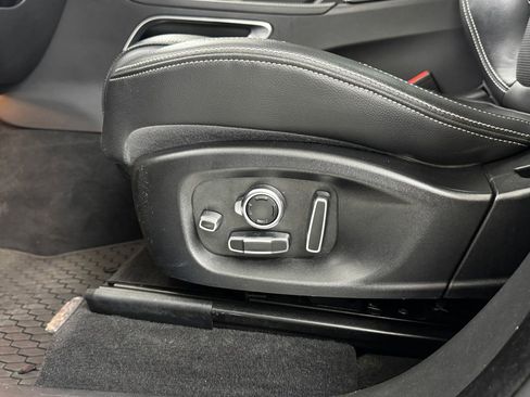 Used 2020 Jaguar F-PACE S image 39