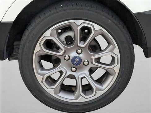 Used 2019 Ford EcoSport Titanium image 23