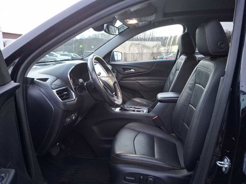 Used 2018 Chevrolet Equinox Premier image 14