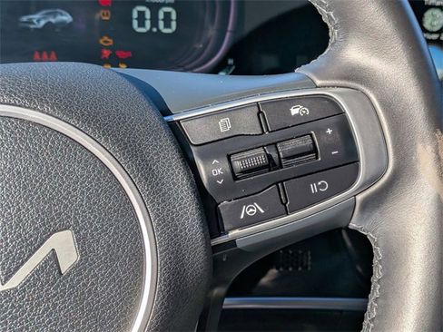 Used 2023 Kia Sportage EX image 19