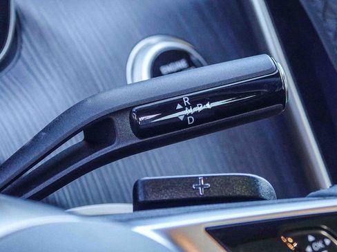 Certified 2025 Mercedes-Benz C 300 4MATIC Sedan image 19