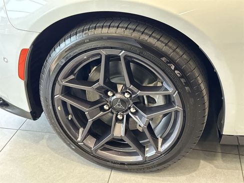 New 2024 Dodge Charger R/T w/ Plus Group image 8