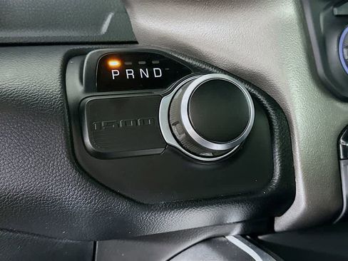 Used 2020 RAM 1500 Big Horn RWD image 19