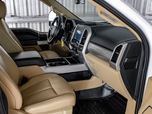 Used 2021 Ford F350 Lariat w/ Lariat Value Package image 12