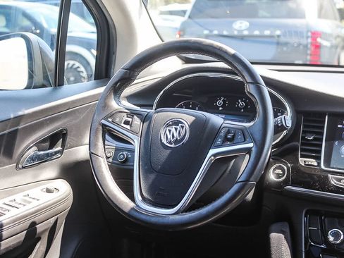 Used 2020 Buick Encore Preferred FWD image 19