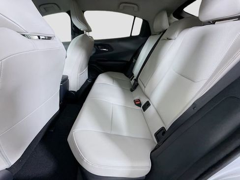 Used 2025 Toyota Prius XLE image 23