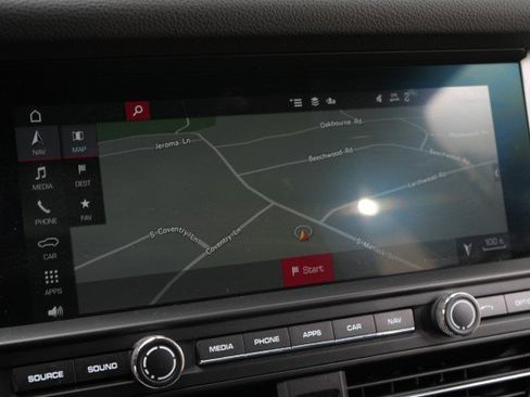 Used 2020 Porsche Macan image 54