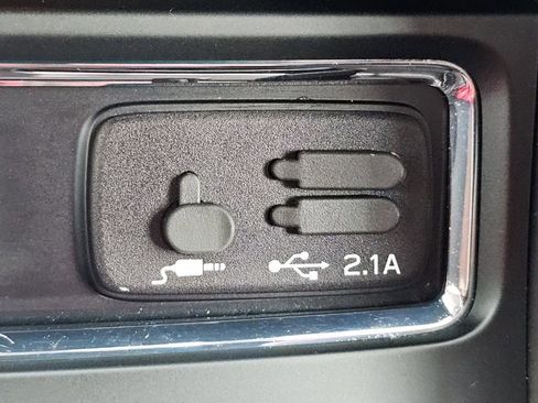 Used 2021 Subaru Ascent Premium w/ Convenience Package image 16