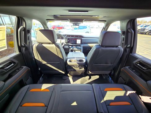 New 2026 GMC Sierra 2500 AT4 w/ AT4 Premium Plus Package image 19