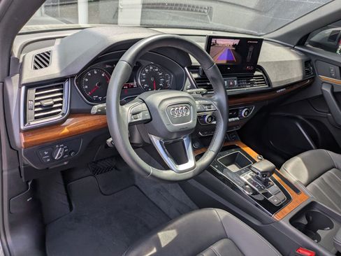 Certified 2023 Audi Q5 2.0T Premium w/ Convenience Package AWD/4WD image 12