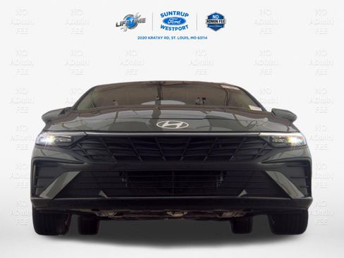 Used 2026 Hyundai Elantra Hybrid FWD image 45