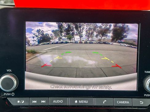 Used 2025 Nissan Pathfinder SV FWD image 20