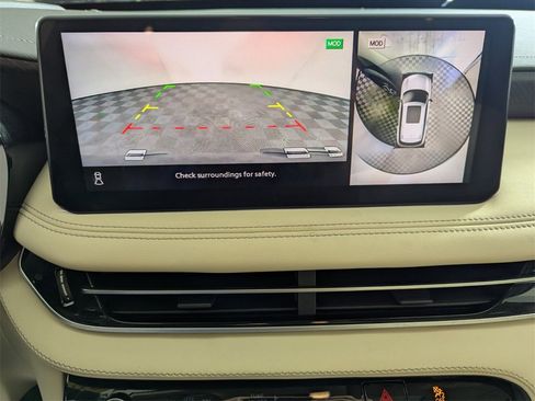 Used 2023 INFINITI QX60 Sensory w/ Cargo Package image 26