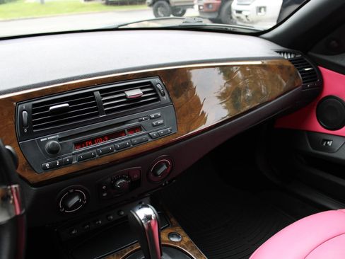 Used 2007 BMW Z4 3.0i image 14