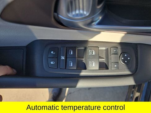 Used 2024 Chrysler Voyager LX FWD image 17