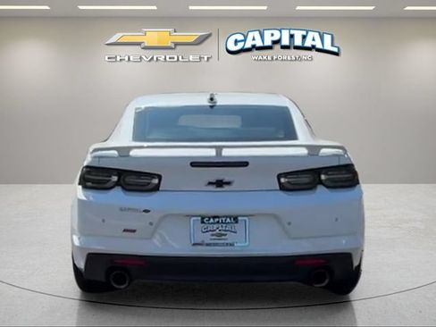 Used 2021 Chevrolet Camaro SS RWD image 4