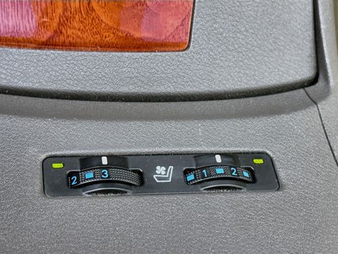 Used 2010 Lexus ES 350 w/ Preferred Accessory Package FWD image 20