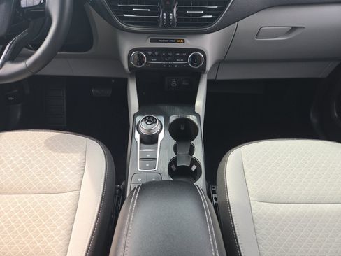 Used 2024 Ford Escape Active AWD/4WD image 21