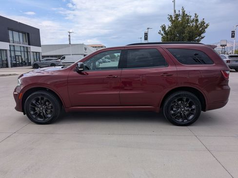 Used 2023 Dodge Durango GT AWD/4WD image 3
