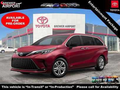 New 2026 Toyota Sienna XSE