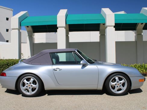 Used 1996 Porsche 911 Cabriolet image 8