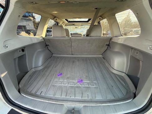 Used 2011 Subaru Forester 2.5X Premium w/ All-Weather Pkg image 17