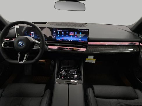 New 2026 BMW 550e xDrive w/ Executive Package AWD/4WD image 21