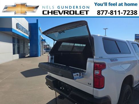 Used 2022 Chevrolet Silverado 1500 LT Trail Boss w/ LT Trail Boss Premium Package image 10