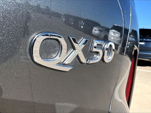 Certified 2025 INFINITI QX50 Luxe image 42