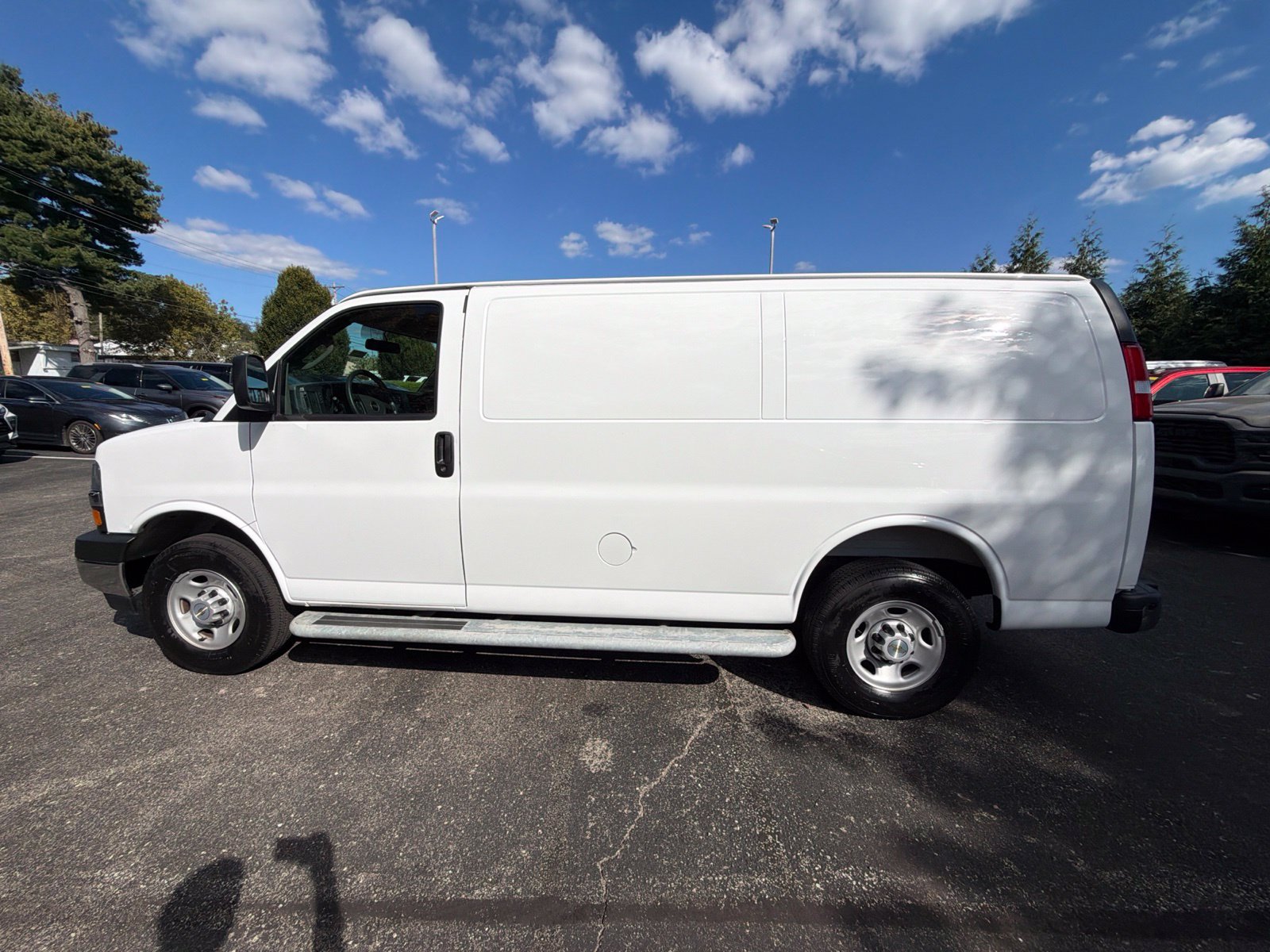 Used 2025 Chevrolet Express 2500 w/ Driver Convenience Package RWD image 2