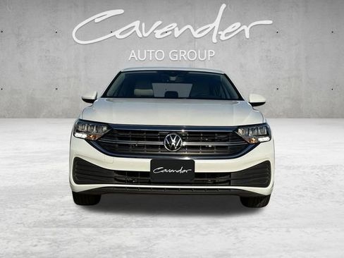 Used 2022 Volkswagen Jetta SE image 18