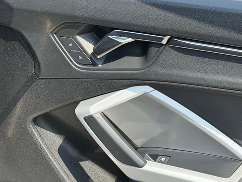 Used 2023 Audi Q3 2.0T Premium image 37