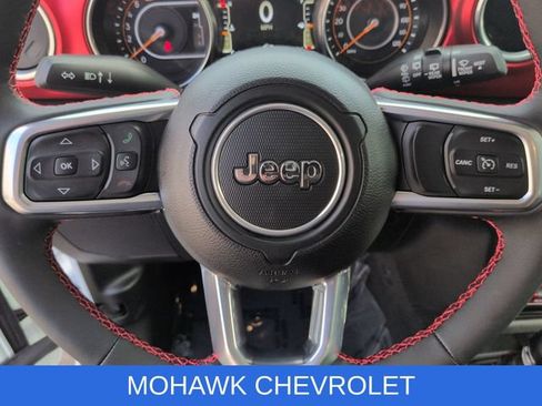 Used 2023 Jeep Wrangler Unlimited Rubicon w/ Xtreme 35 Tire Package AWD/4WD image 11