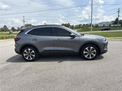 Certified 2023 Ford Escape Platinum w/ Premium Technology Package AWD/4WD image 3