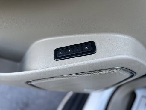 Used 2018 GMC Yukon Denali w/ Open Road Package AWD/4WD image 10