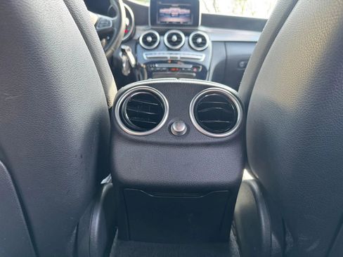 Used 2018 Mercedes-Benz C 300 4MATIC Sedan image 26