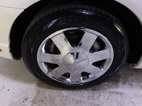 Used 2003 Ford Thunderbird image 10