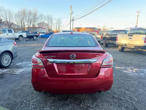 Used 2015 Nissan Altima 2.5 SV FWD image 5