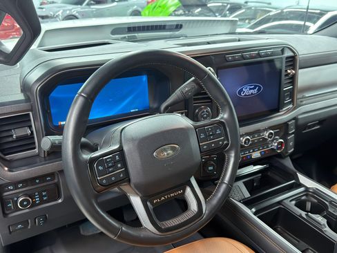 Used 2024 Ford F450 Platinum w/ FX4 Off-Road Package image 12